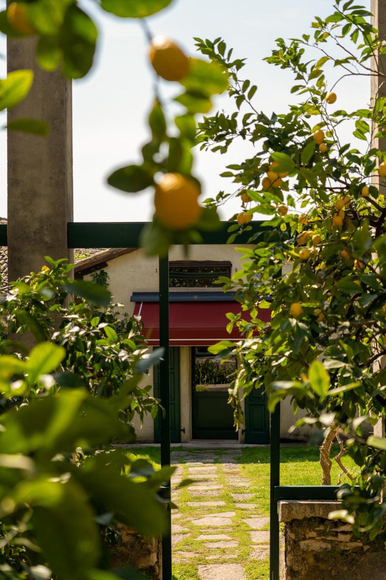 Locanda San Vigilio Garda  Esterno foto